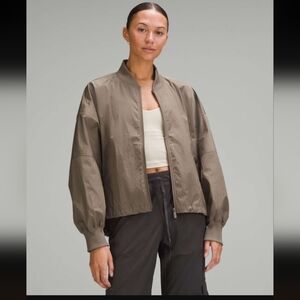Lululemon Lightweight Hem-Cinch Bomber Jacket Nomad